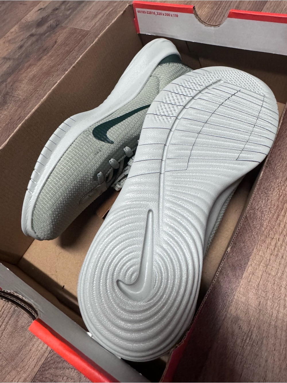 Nike Women's Flex Experience Run 12 in Sage and Dark Green - Picture 4 of 6
